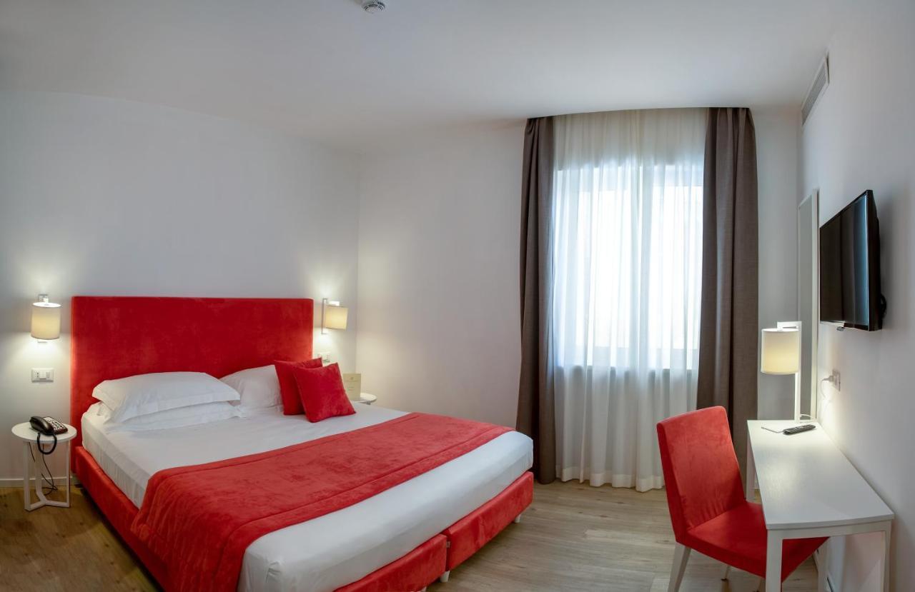 Hotel Isabella 索伦托 外观 照片