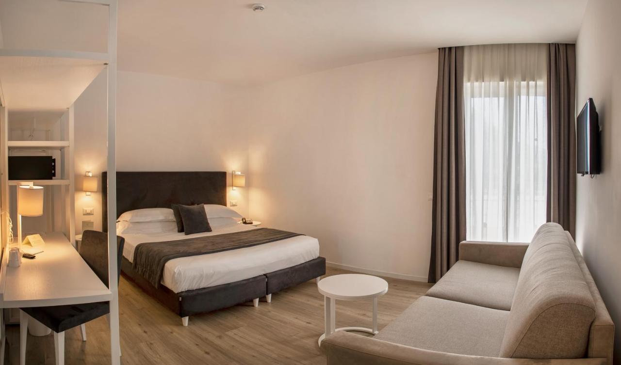 Hotel Isabella 索伦托 外观 照片